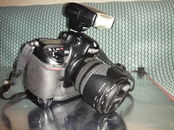 Nikon D2x 18 105 Objektif Nikon Flaş Sb 400