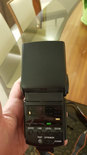 Satılık Temiz Set Sony A300 + 18-70 Kit + 50mm + Flaş + Çant